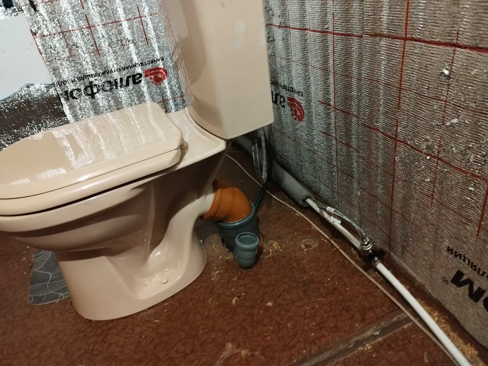 Дно: монтаж СБО Евролос 3 и канализации под ключ — фото 4